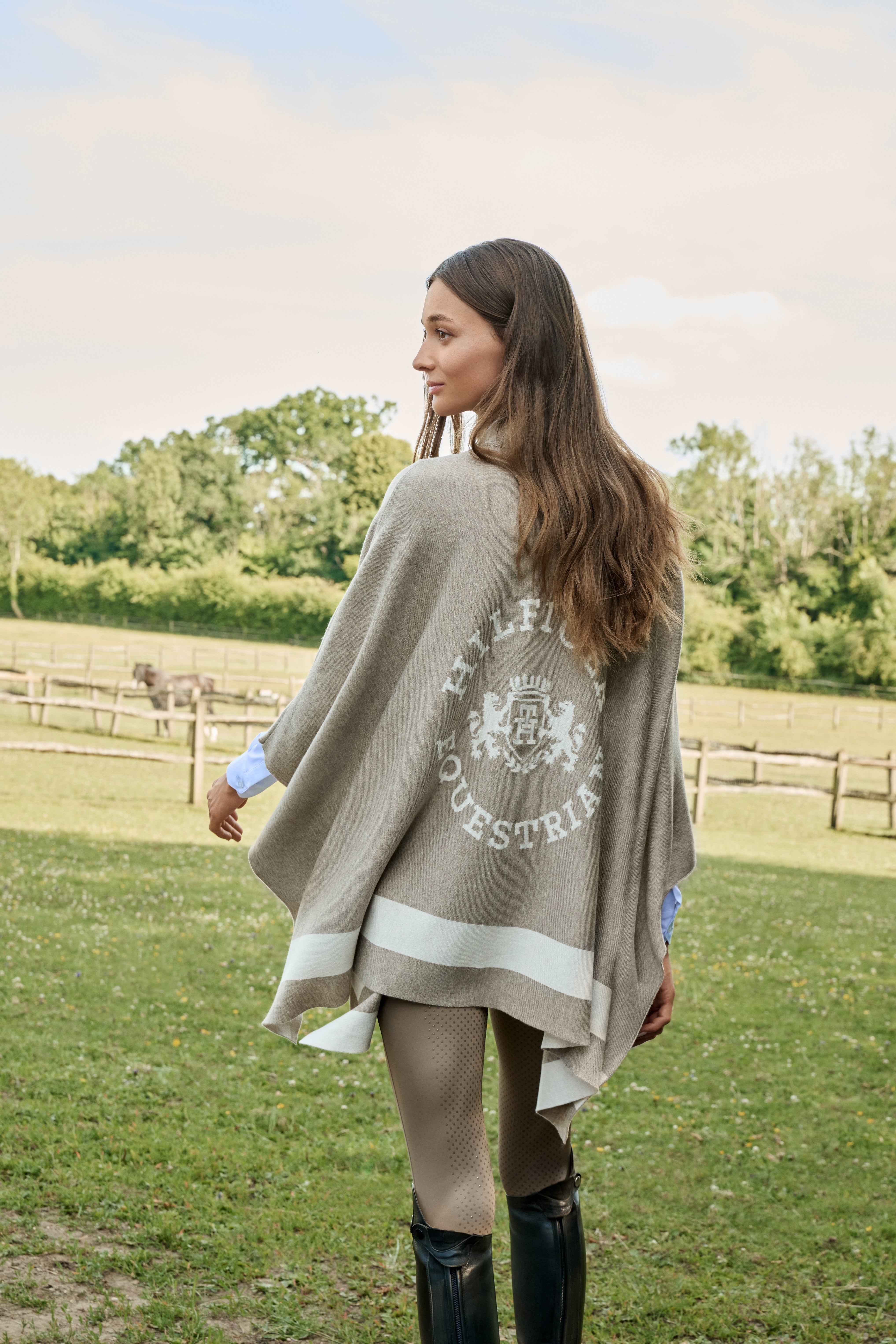 Cape en tricot Greenwood TAUPE
